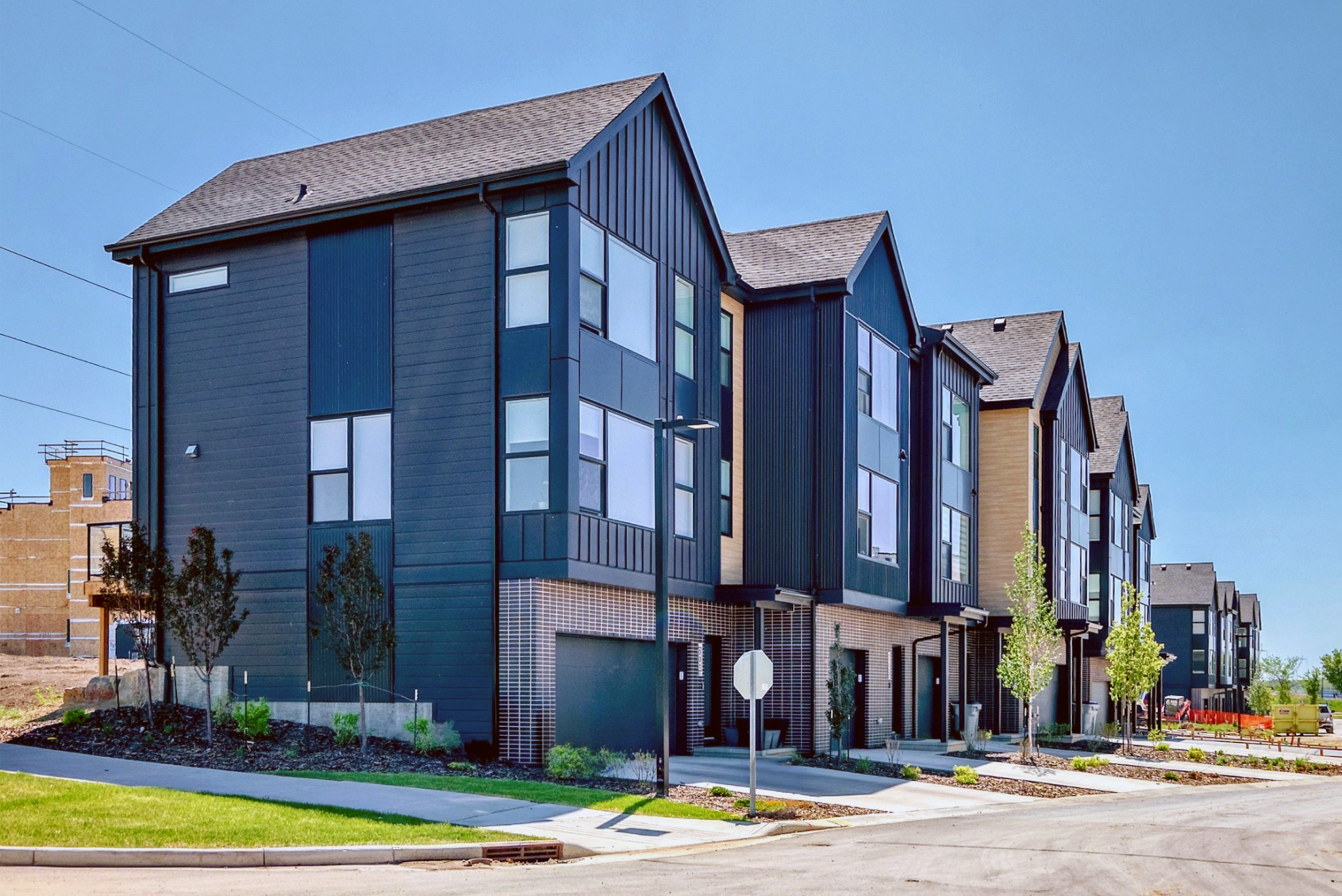 9 – 5 Rondeau Dr.